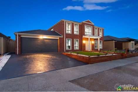 Property photo of 30 Westerfolds Terrace Caroline Springs VIC 3023