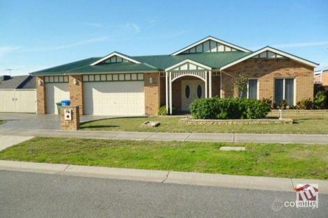 4 Wearingford Ave, Narre Warren South, VIC 3805