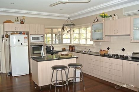 Property photo of 18 Coast Road Macleay Island QLD 4184