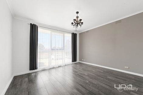 Property photo of 25 Atheldene Drive St Albans VIC 3021