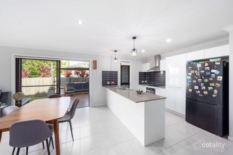 Property photo of 2/31 Hailsham Street Alexandra Hills QLD 4161
