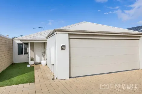 20a Hamilton Rd, Hamilton Hill, WA 6163