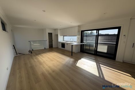 Property photo of 31 Orvieto Street Coburg North VIC 3058