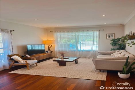 Property photo of 7 Cambridge Road Forrestfield WA 6058