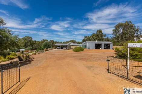 27 Greengage Pl, Bakers Hill, WA 6562