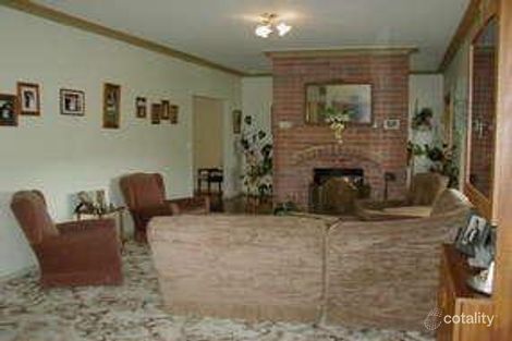 Property photo of 38 Stennings Lane Darraweit Guim VIC 3756