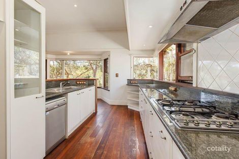 Property photo of 9 Vivian Way Boya WA 6056