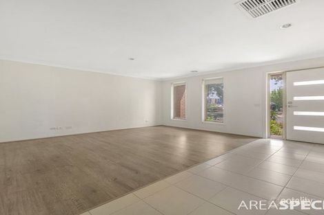 Property photo of 7 Clairview Road Deer Park VIC 3023