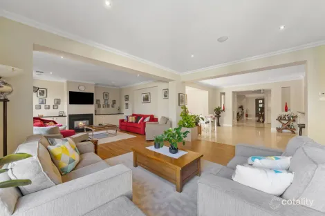 Property photo of 3 Cedarwood Crescent Berwick VIC 3806