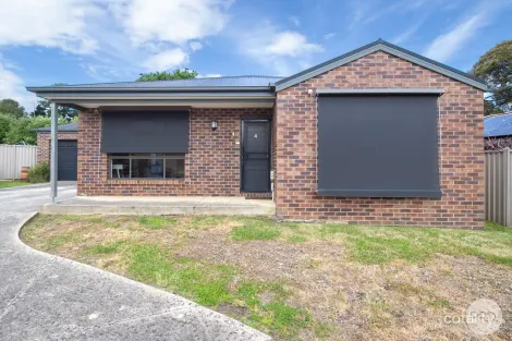 4/1 Hillside Dr, Ballarat North, VIC 3350