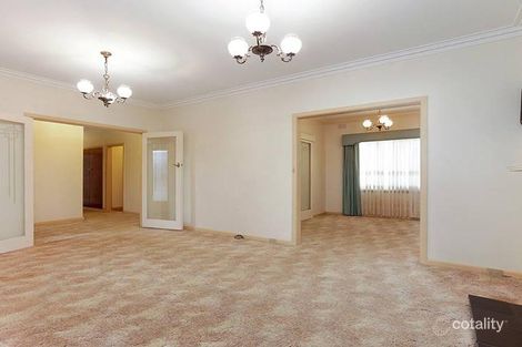 Property photo of 22 Richards Avenue Watsonia VIC 3087