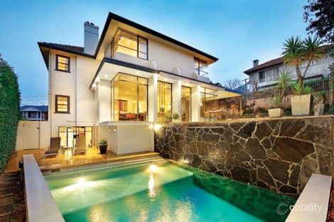 Property photo of 9 Glen Road Toorak VIC 3142