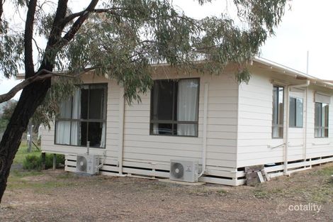 Property photo of 39 Chamberlain Road Cornella VIC 3551