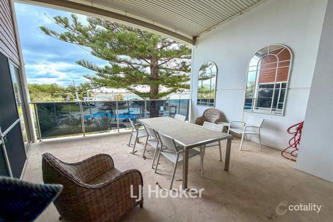 2/2 Jetty Rd, Bunbury, WA 6230