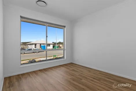 Property photo of 4 Grenvale Street Deebing Heights QLD 4306