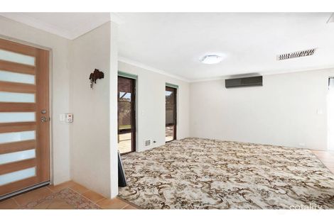 Property photo of 4 Bilby Place Gosnells WA 6110