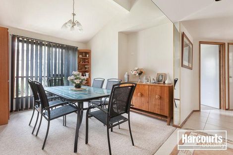 Property photo of 12 Hollyhock Court Cranbourne North VIC 3977