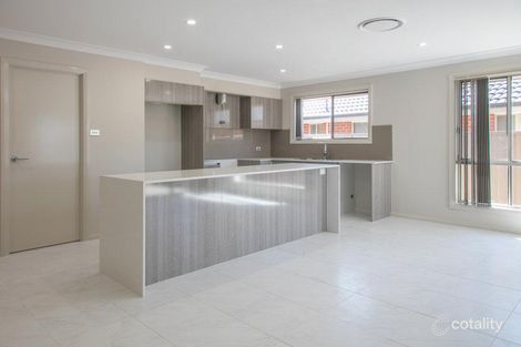 12 Katandra Pl, Jordan Springs, NSW 2747