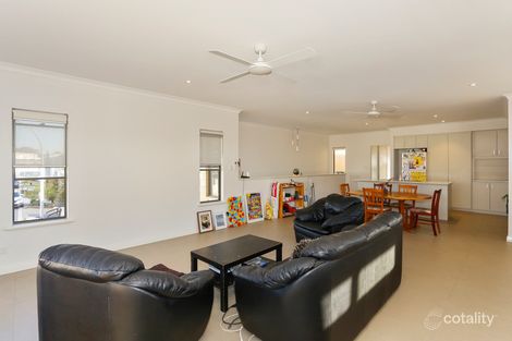 Property photo of 27 Fullston Way Beaconsfield WA 6162