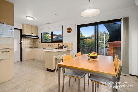 Property photo of 4 Tonyl Court Greensborough VIC 3088