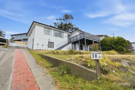 38 Carnegie St, Claremont, TAS 7011