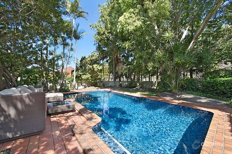 Property photo of 16 Evans Drive Benowa QLD 4217