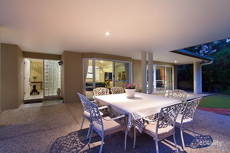 Property photo of 16 Evans Drive Benowa QLD 4217