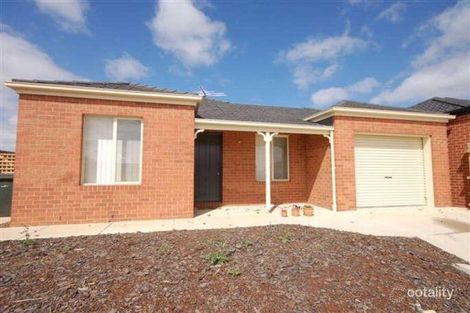 Property photo of 4 Emile Place Grovedale VIC 3216