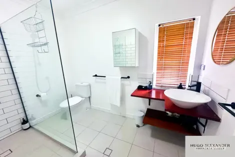 Property photo of 37 Leopard Street Kangaroo Point QLD 4169