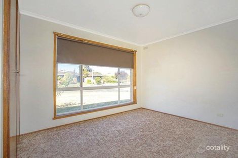 Property photo of 1 Webbcona Parade Wendouree VIC 3355