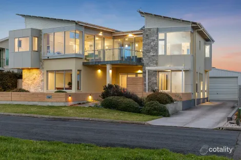 56 Seaview Ave, Middleton, SA 5213