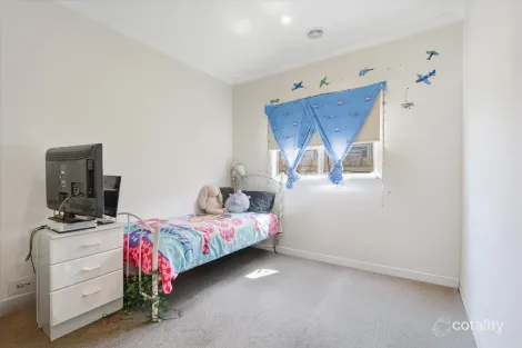 Property photo of 49 Crowlands Circuit Eynesbury VIC 3338