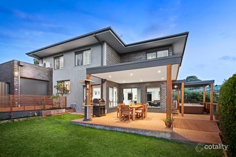 Property photo of 14 Sugarloaf Drive Macleod VIC 3085