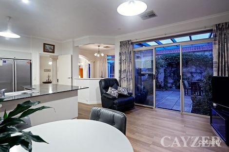 Property photo of 18 Park Square Port Melbourne VIC 3207
