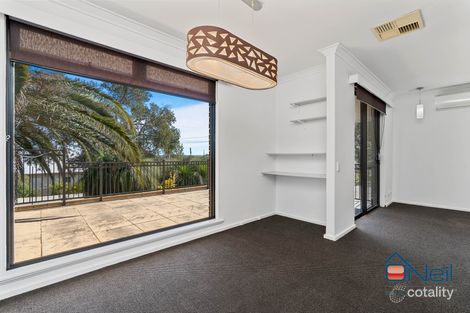 Property photo of 51 Merilee Terrace Kelmscott WA 6111