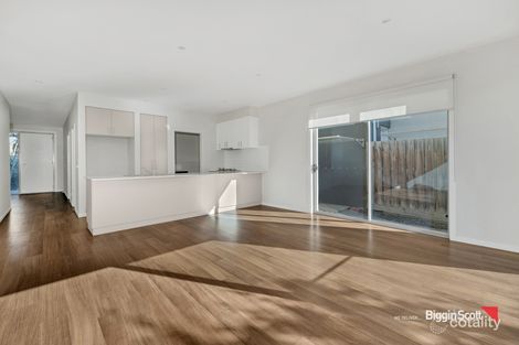 Property photo of 6/1-5 The Close Caroline Springs VIC 3023