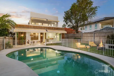 20 WOODHILL AVE, COORPAROO, QLD 4151