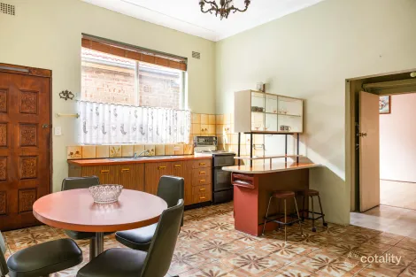 37 Macaulay Rd, Stanmore, NSW 2048