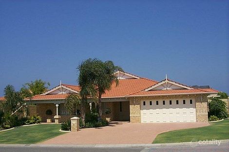 2 Coolangatta Rtt, Hillarys, WA 6025