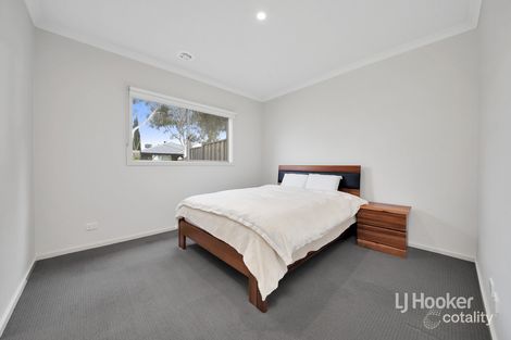 Property photo of 20 Cape Parade Point Cook VIC 3030