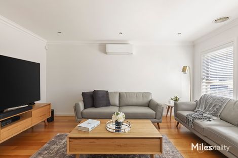 Property photo of 51 Wattle Drive Macleod VIC 3085