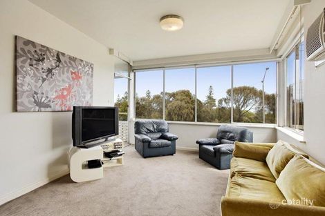Property photo of 10/46 Ormond Esplanade Elwood VIC 3184