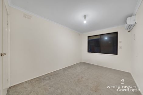 Property photo of 3 Elora Court St Albans VIC 3021