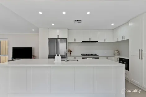 5b Baxter Way, Padbury, WA 6025