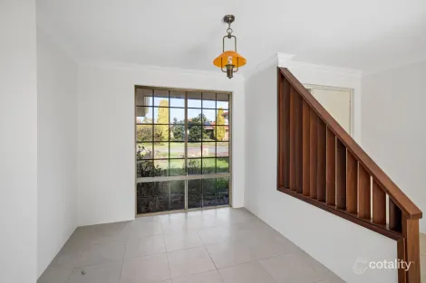 Property photo of 5 Barcombe Way Leeming WA 6149