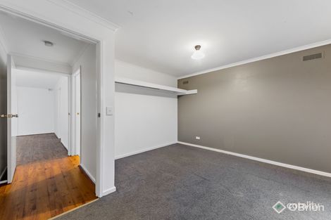 Property photo of 5 Phillip Court Cranbourne North VIC 3977