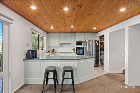 Property photo of 2 Apple Gum Grove Doncaster East VIC 3109