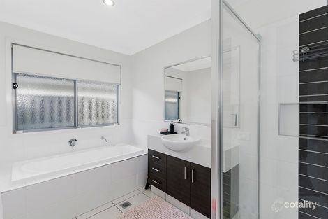 Property photo of 4 Antonio Place Coomera QLD 4209