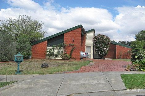 Property photo of 30 Akma Court Taylors Lakes VIC 3038