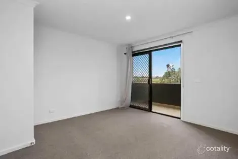 Property photo of 16 Magenta Walk Tarneit VIC 3029